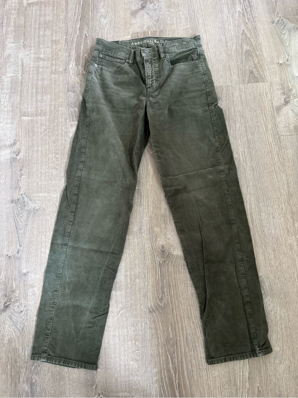 American Eagle Outfitters Women’s Dark Olive Straight Jeans